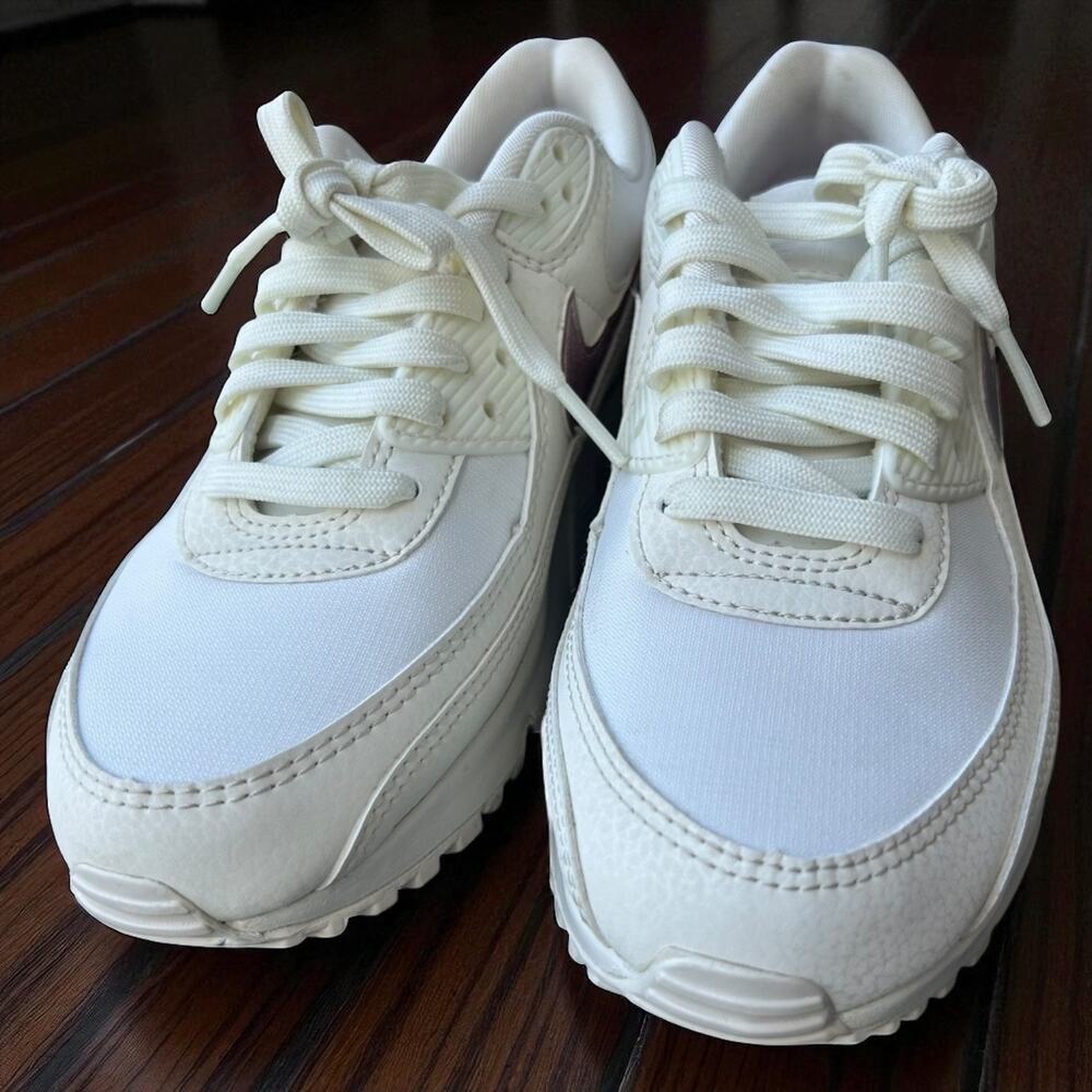 Nike Air Max - Picture 3 of 11